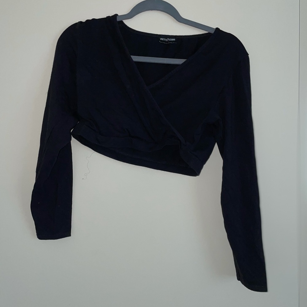 Black criss cross crop top